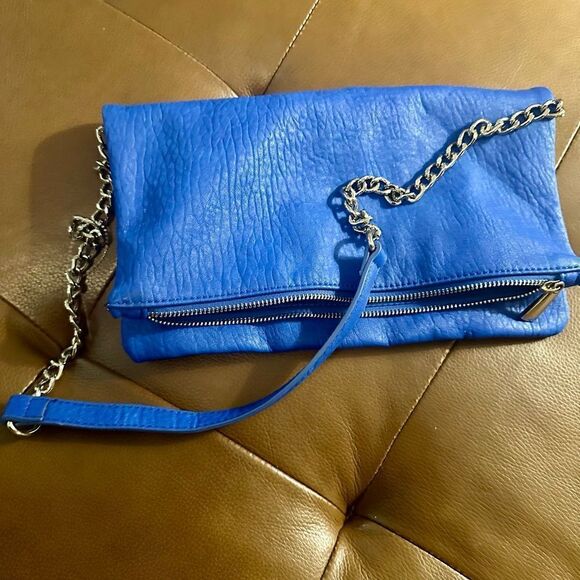 EXPRESS BLUE CHAIN PURSE SHOULDER BAG - Picture 1 of 6